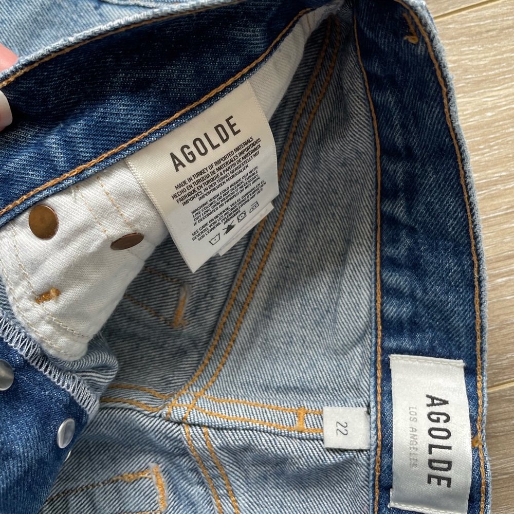 AGOLDE Parker Vintage Cut Off Denim Shorts 100% Cotton Sz 22* EUC Blue Med Wash - Picture 5 of 9